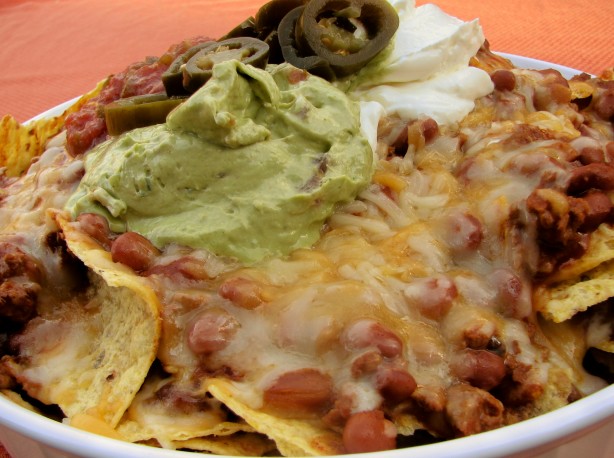 Easy Chili Nachos