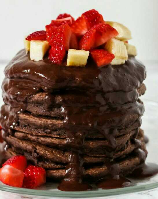 Healthy Chocolate Protein Pancakes
