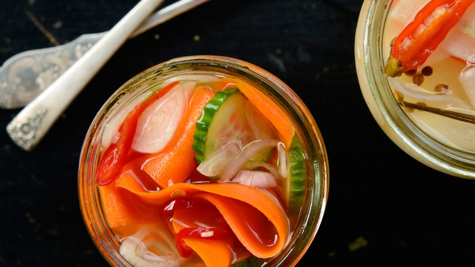 Cucumber and Carrot Pickle