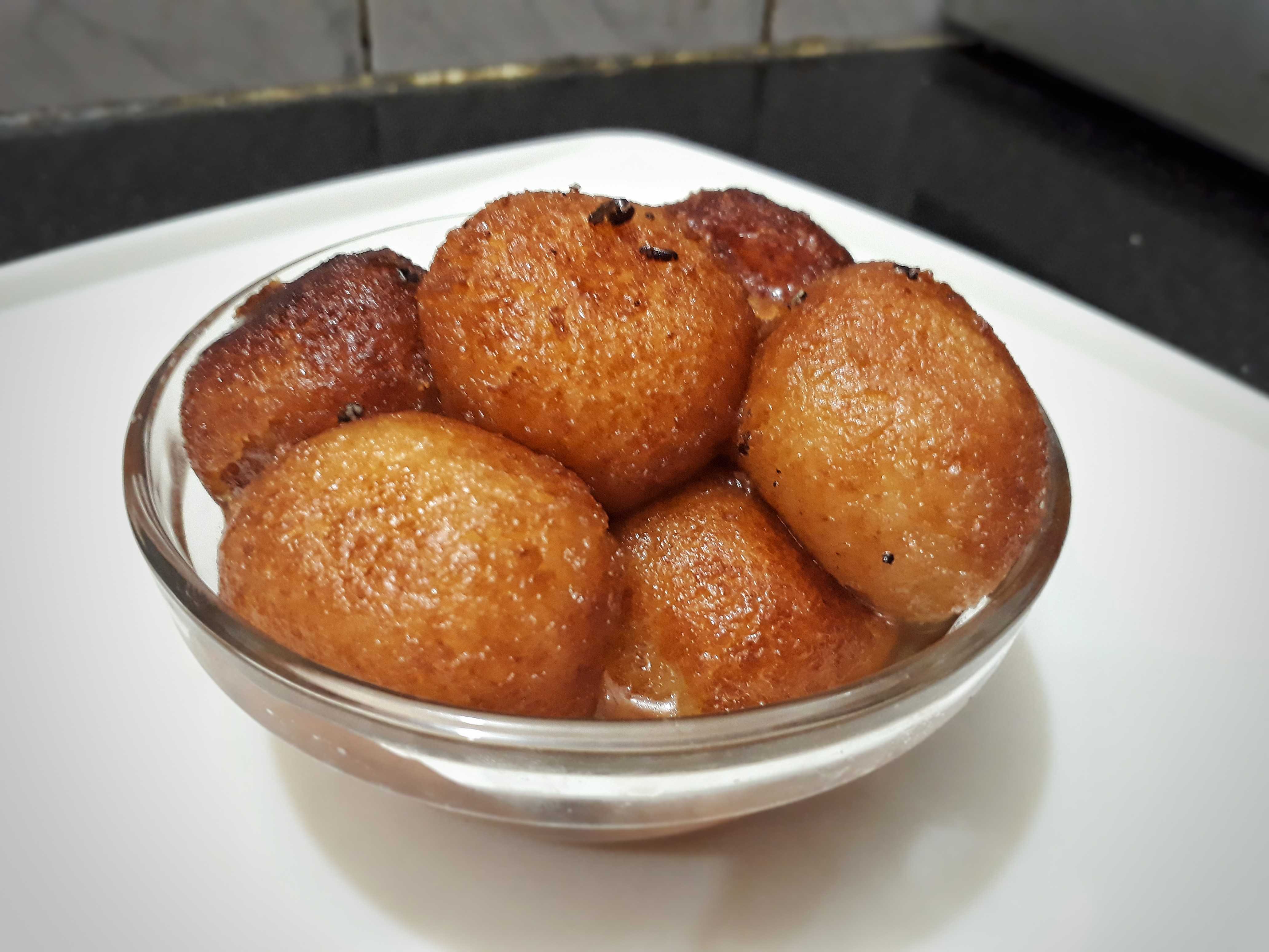 Bread Gulabjamun | Indian Sweets 