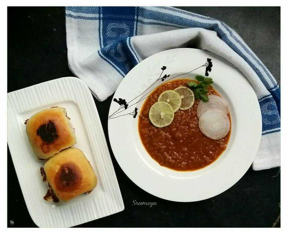 Pav Bhaji With Home Made Pav