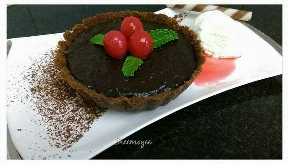 No Bake Chocolate Tart