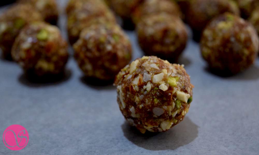 Gluten free energy balls recipe with dates | no bake energy balls