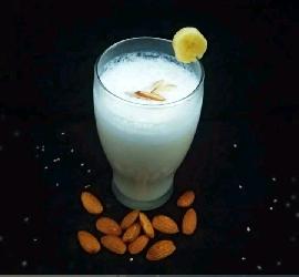 Almond Banana Dates Milkshake