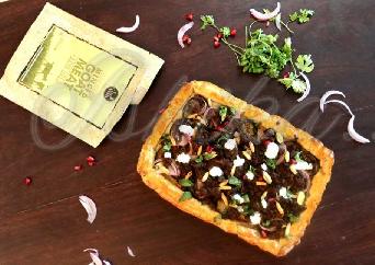 Lahmacun : Middle Eastern Goat Mince Tart