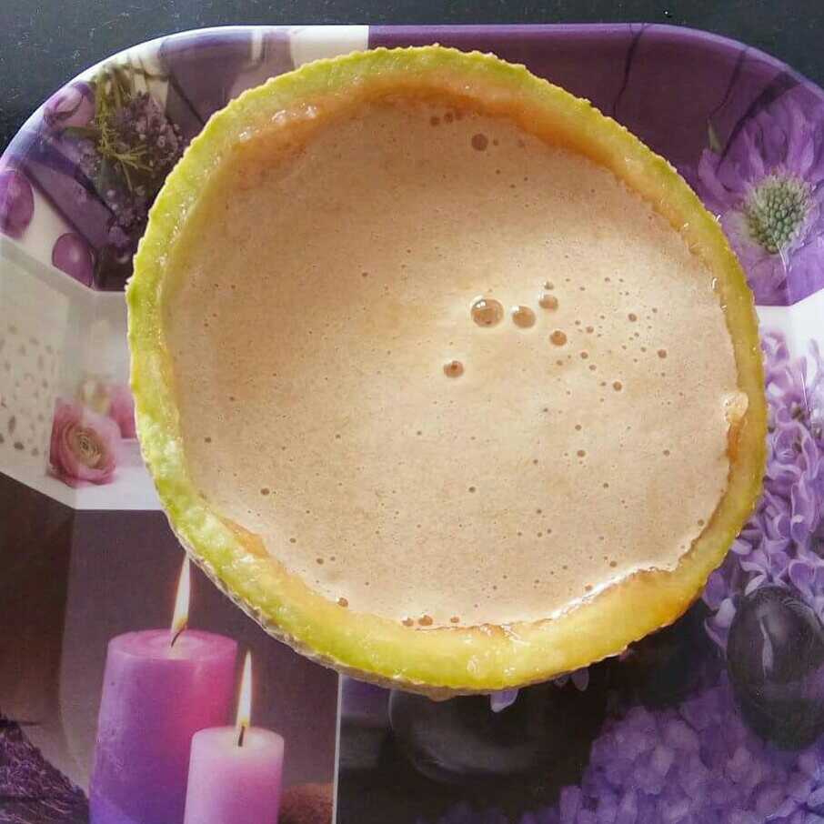 Muskmelon coconut milk smoothie