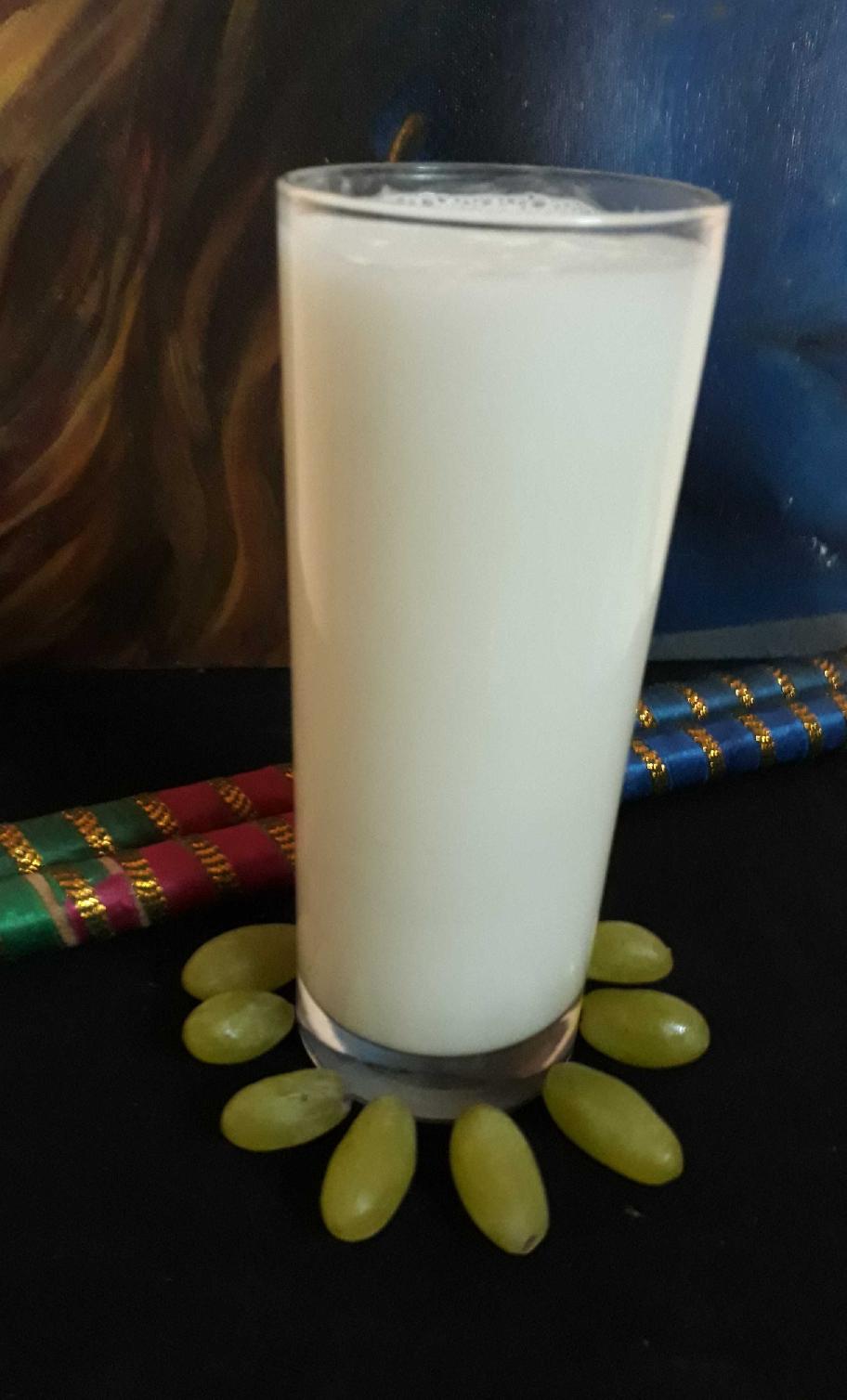 Grapes Lassi