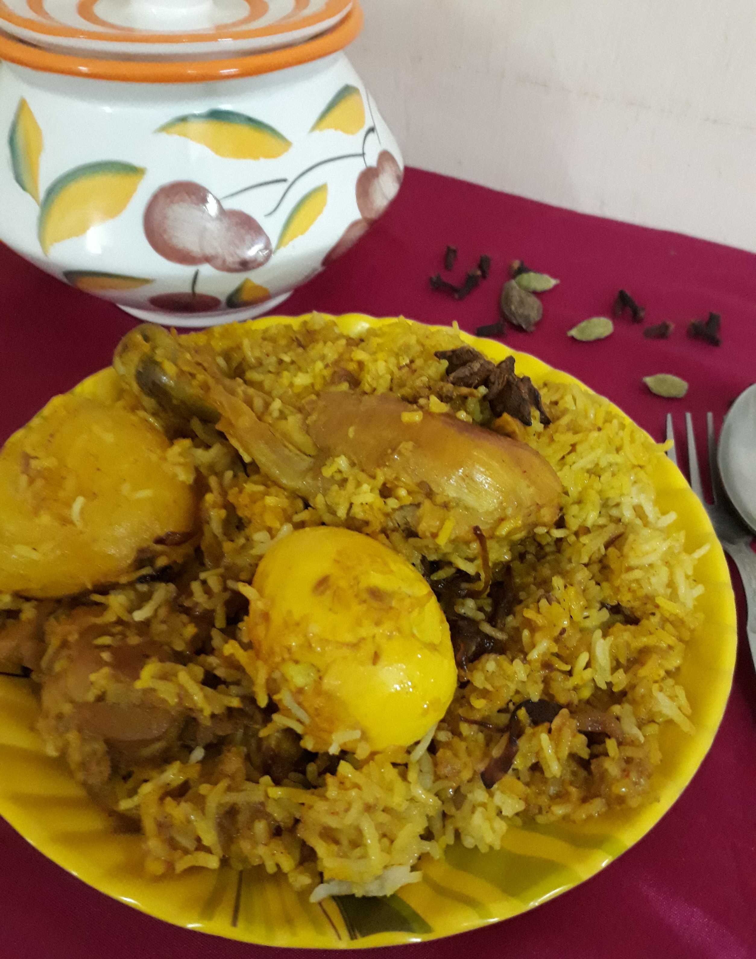 Mughlai Chicken Biryani