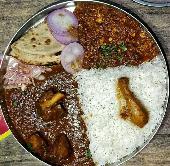 Bihari Style Chicken And Rice