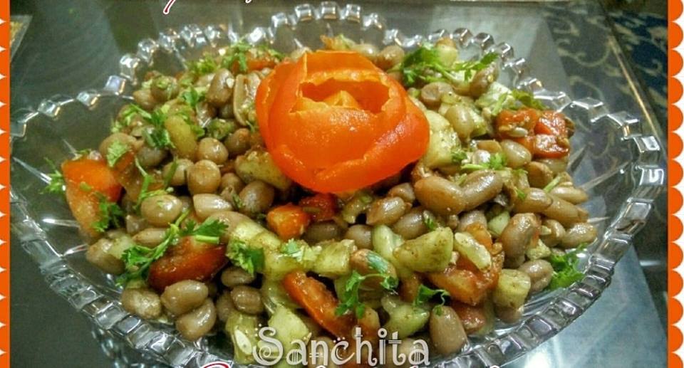 Chatpati Boiled peanut salad