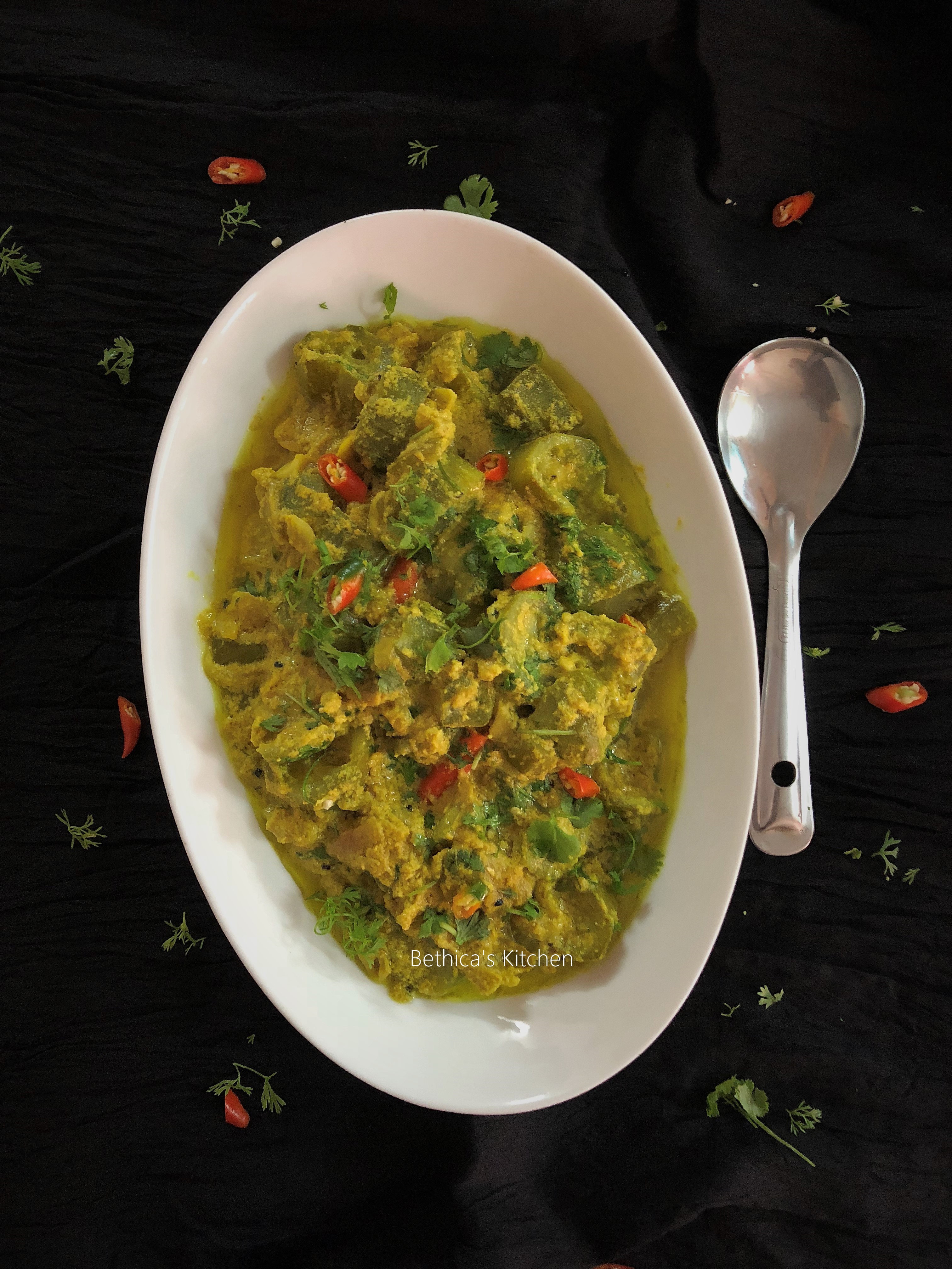 Jhinge Posto (Turai / Ridge Gourd in Poppy Seeds Gravy - Bengali Cuisine)