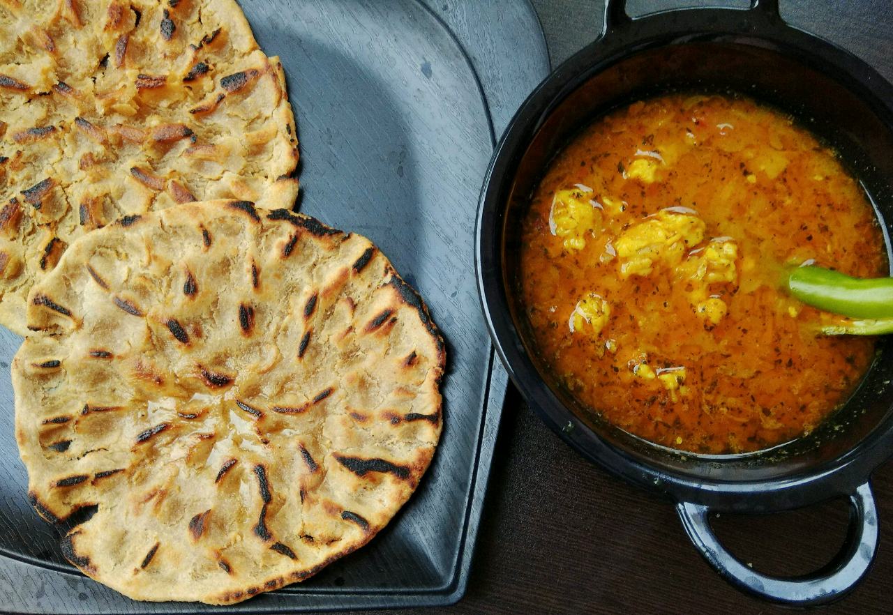 Khoba Roti with Gatta Curry 