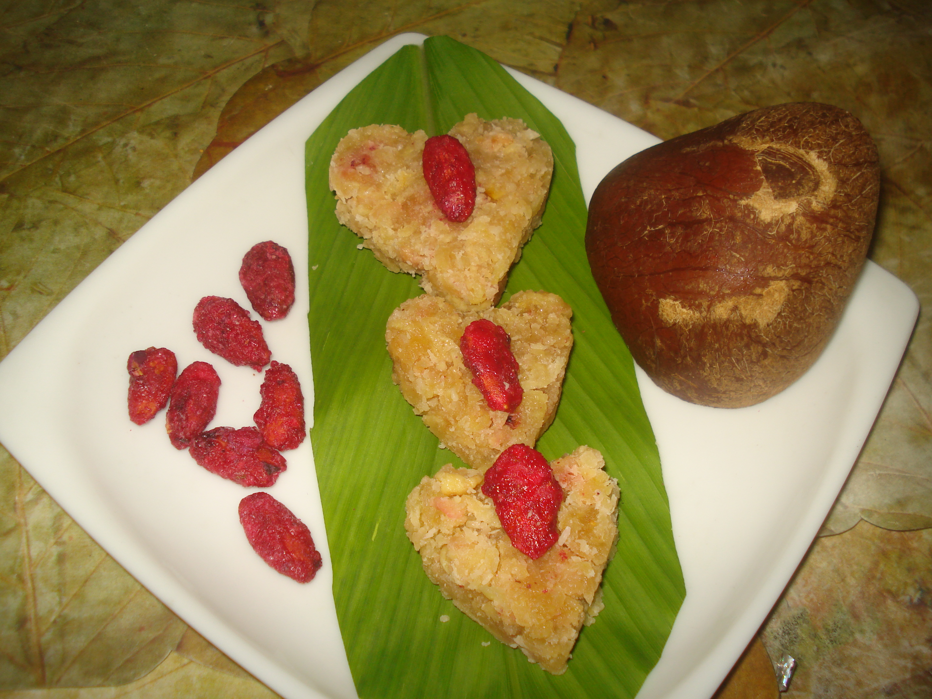 Seb-nariyal  –sweet heart panjeeri (tradional panjeeri  )