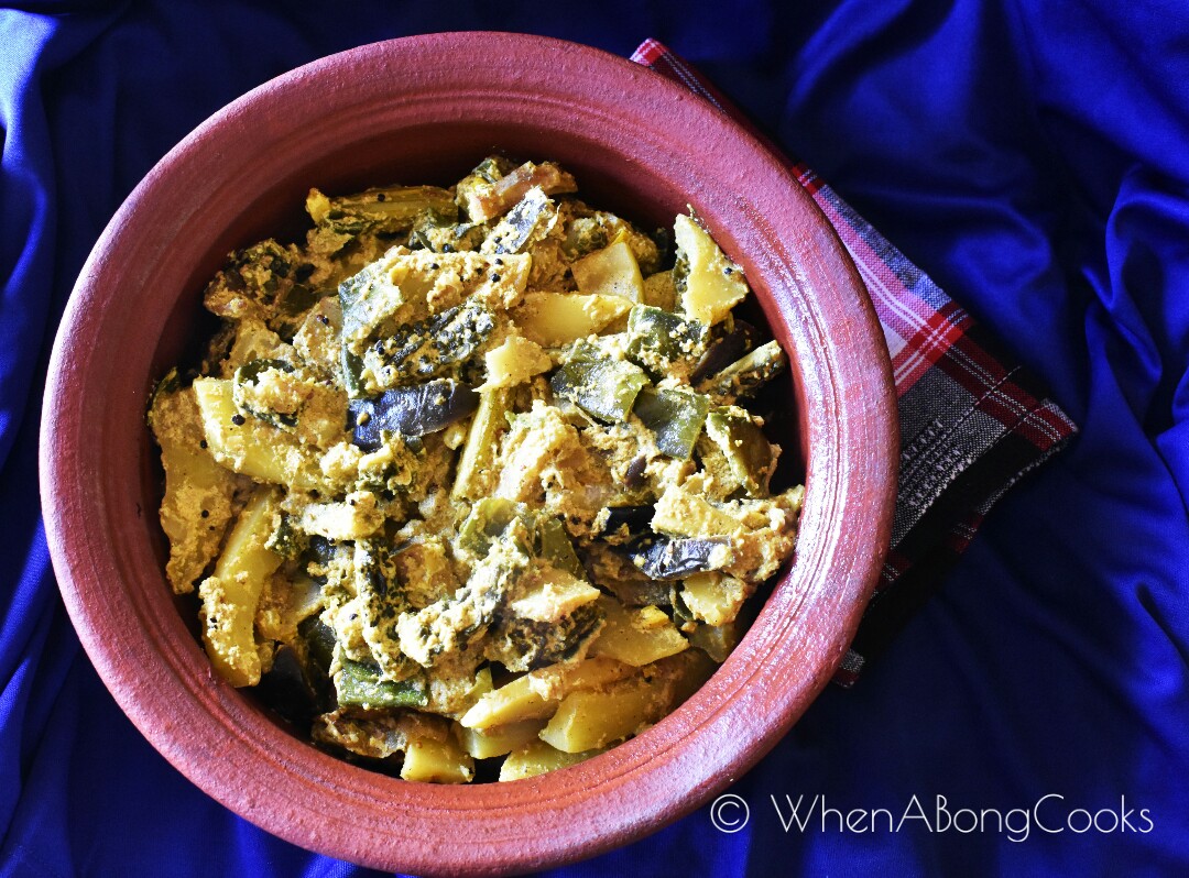 Shukto (Bengali Mixed Vegetable in Mustard & Poppy Seed Paste)