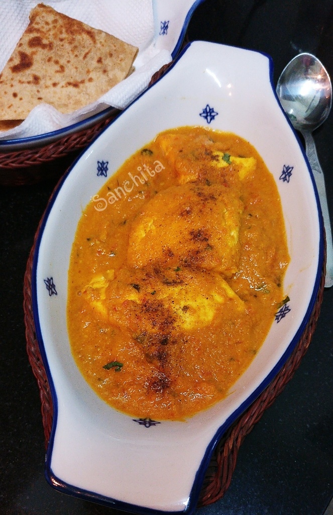 Egg drop curry /Udaitha Muttai Kuzhambu