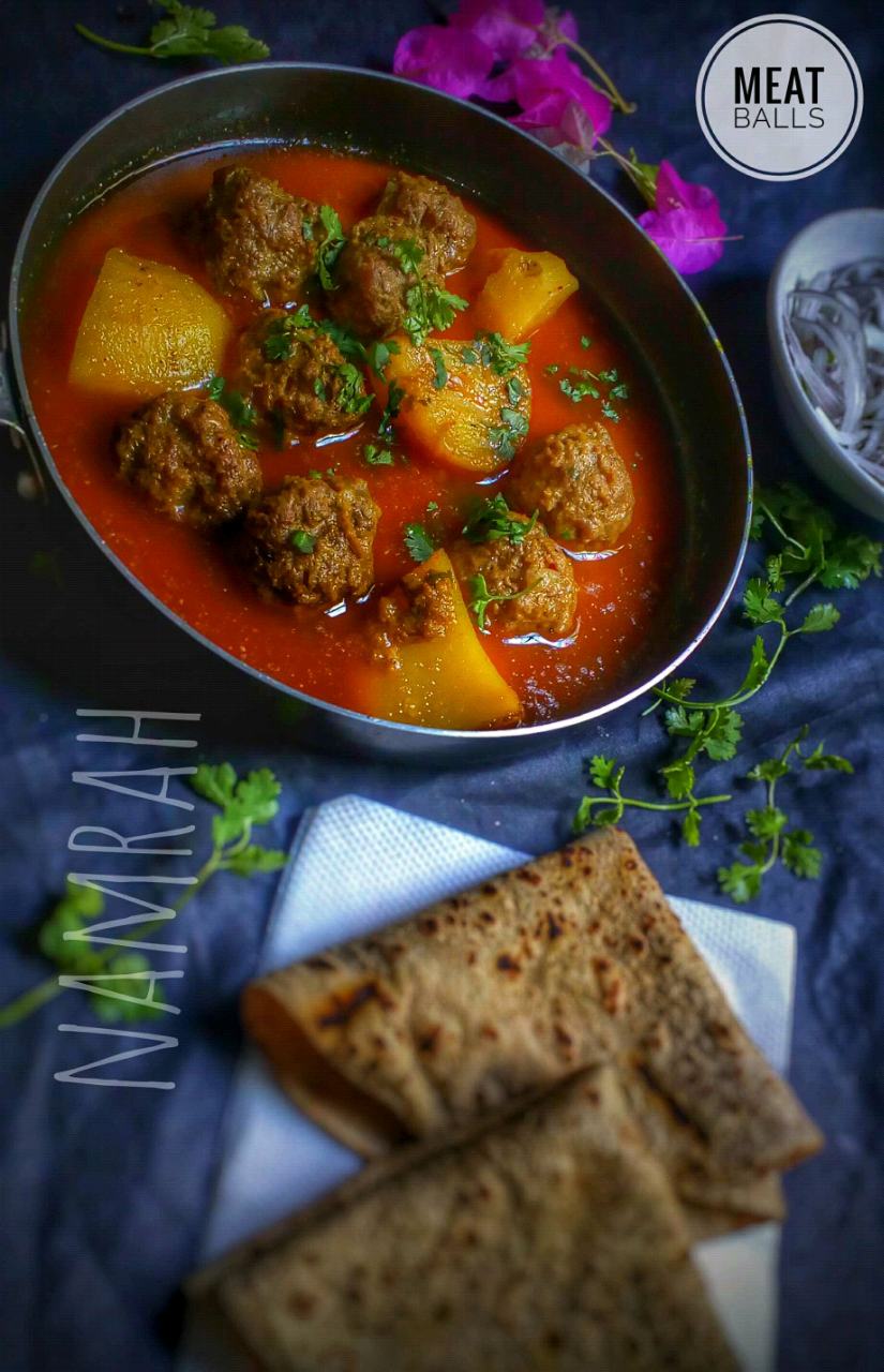 Meat Balls With Bajra Roti