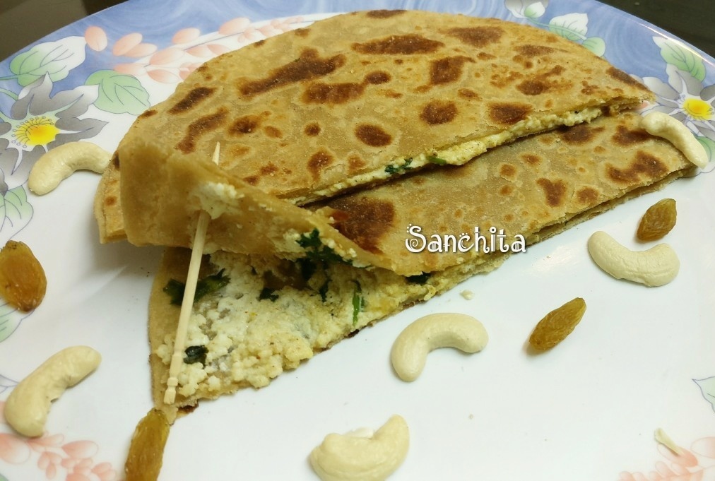 Shahi Mawa Paneer Parantha