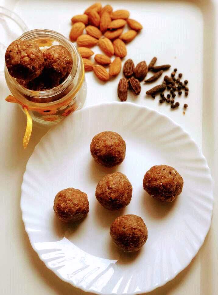 Raisins And Dates Spicy  Winter Ladoos