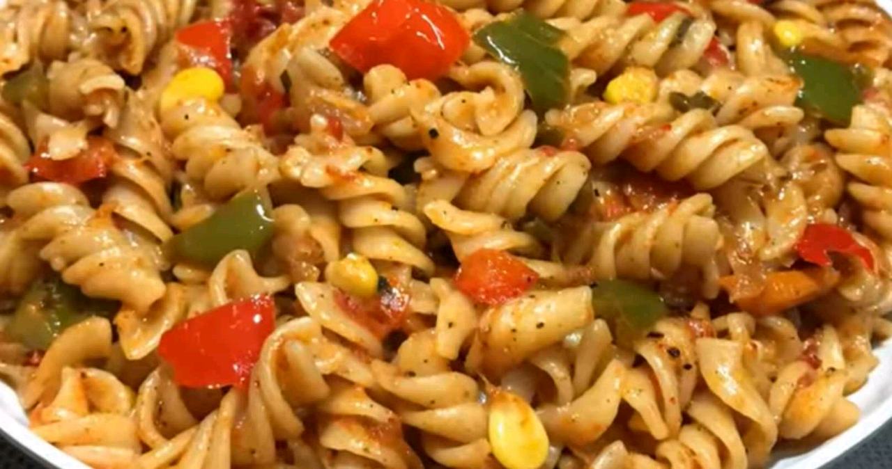 Healthy Pasta With Lots Of Veggies