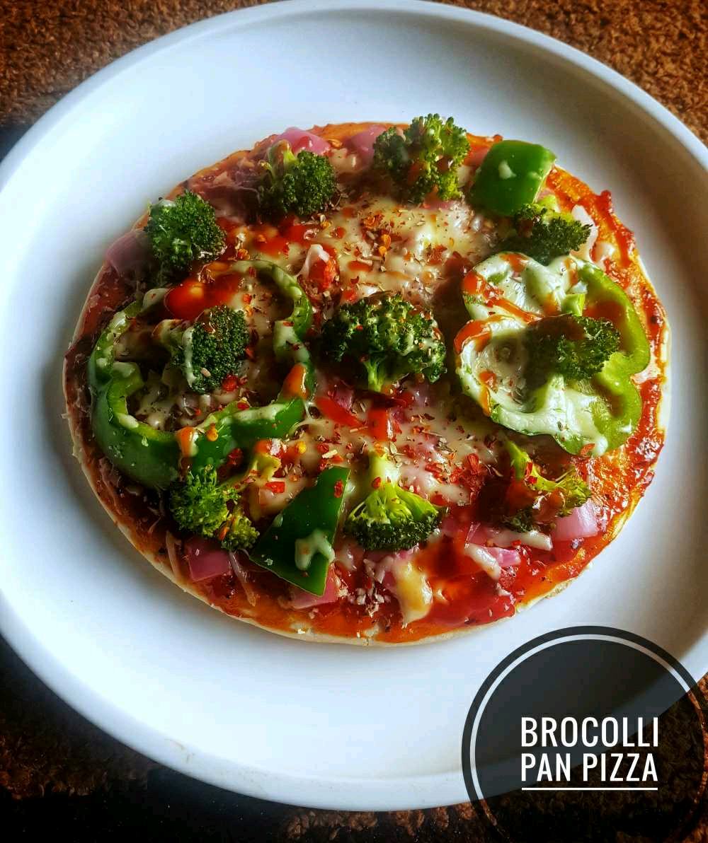 Broccolli Pan Pizza