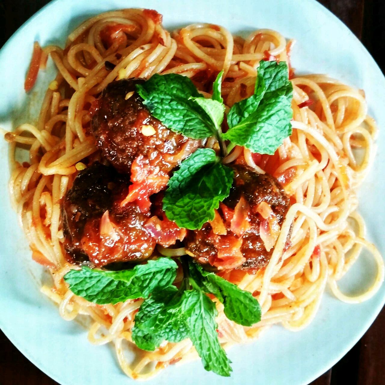 Meatballs With Spaghetti
