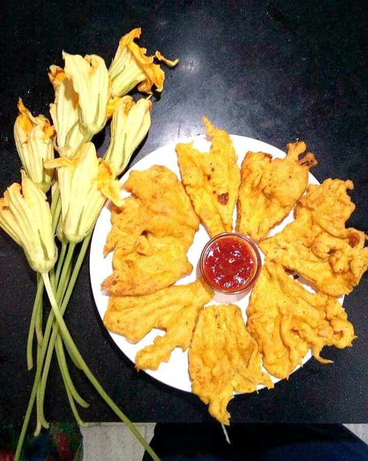 Pumpkin Flower Pakora Curry