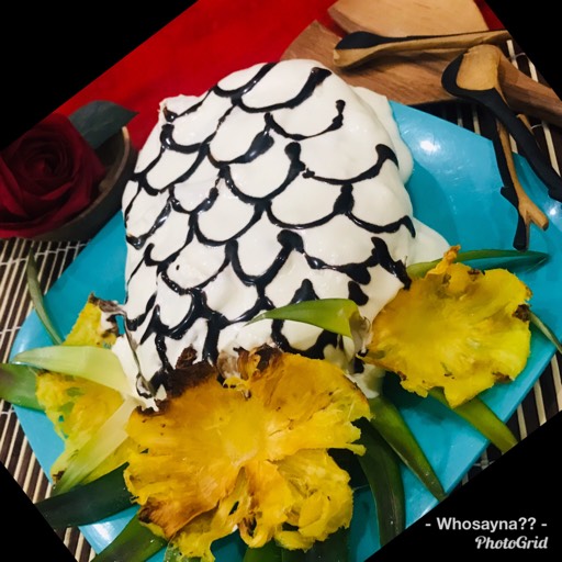 Whosayna’s Pineapple Cake
