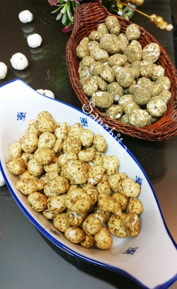 Roasted Crispy Fox Nuts in Two Flavours