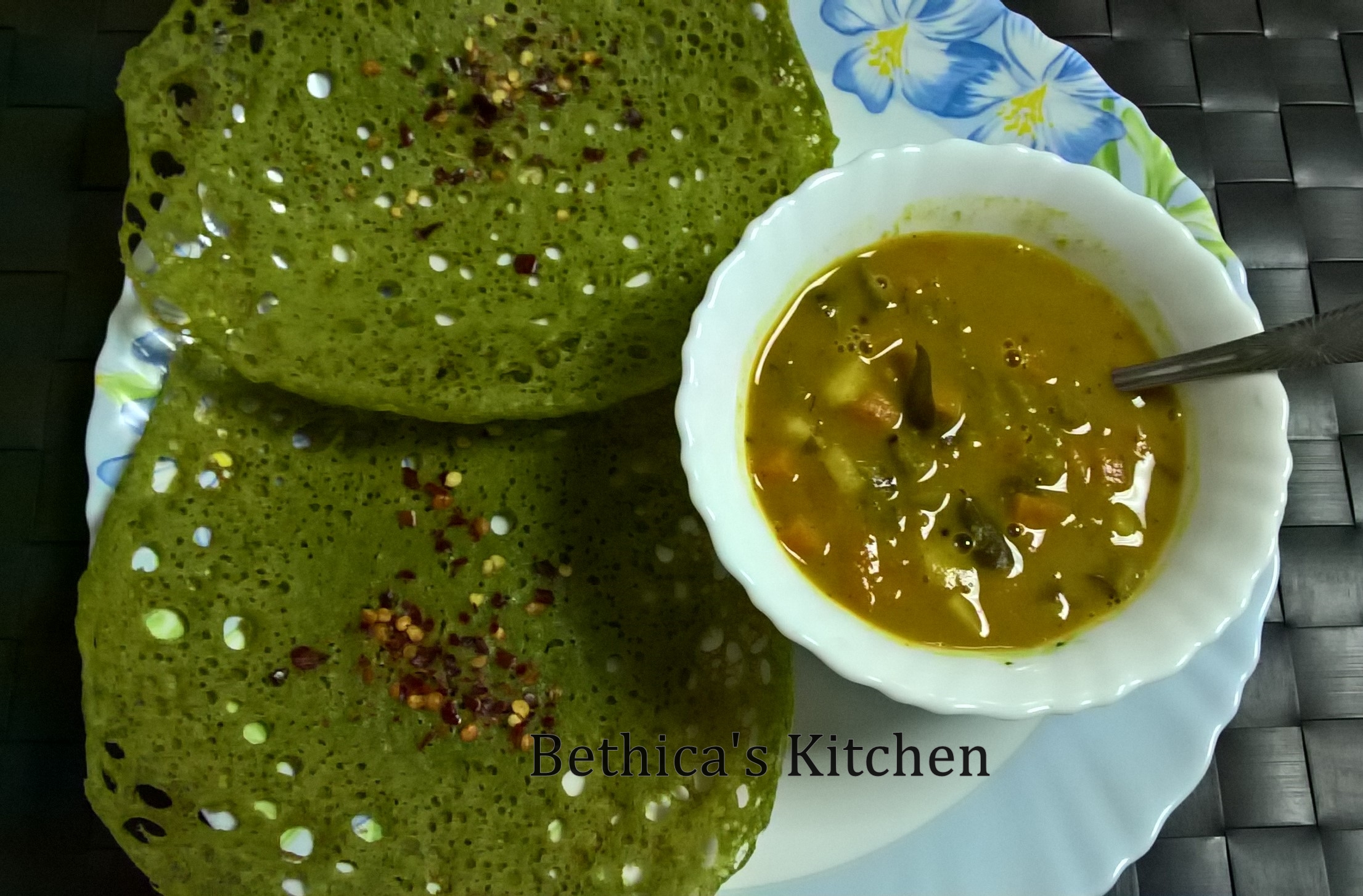 Instant Spinach Appam 