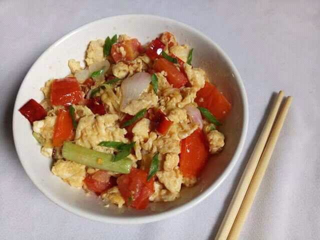 Chinese Egg And Tomato Omelette