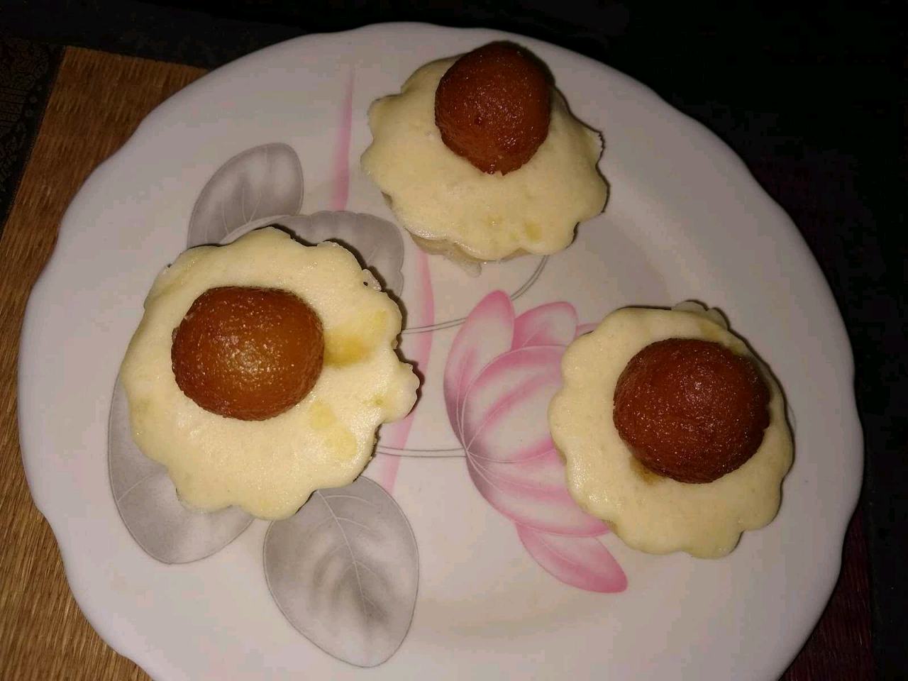 Gulabjamun Cupcakes