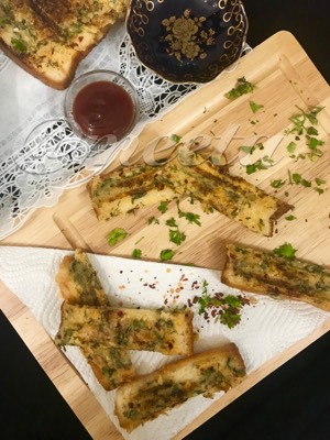 Grilled Semolina Bread fingers 