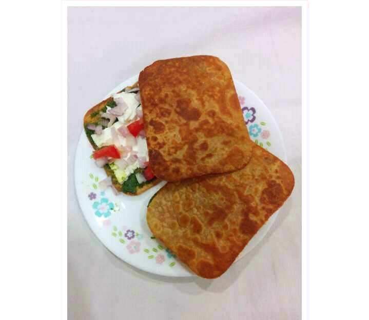 Khakra Sandwich