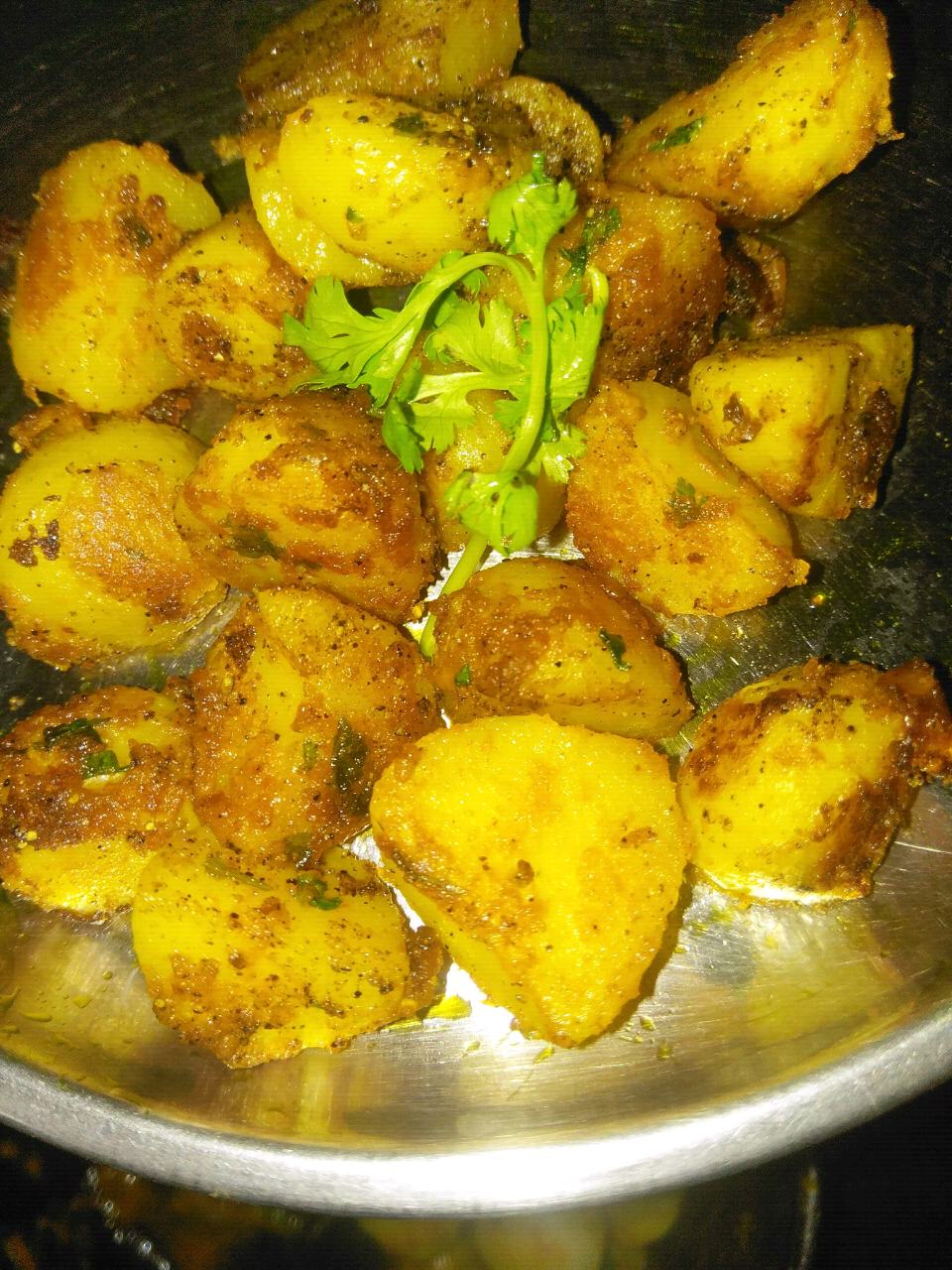 Crispy N Spicy Baby Potatoes 