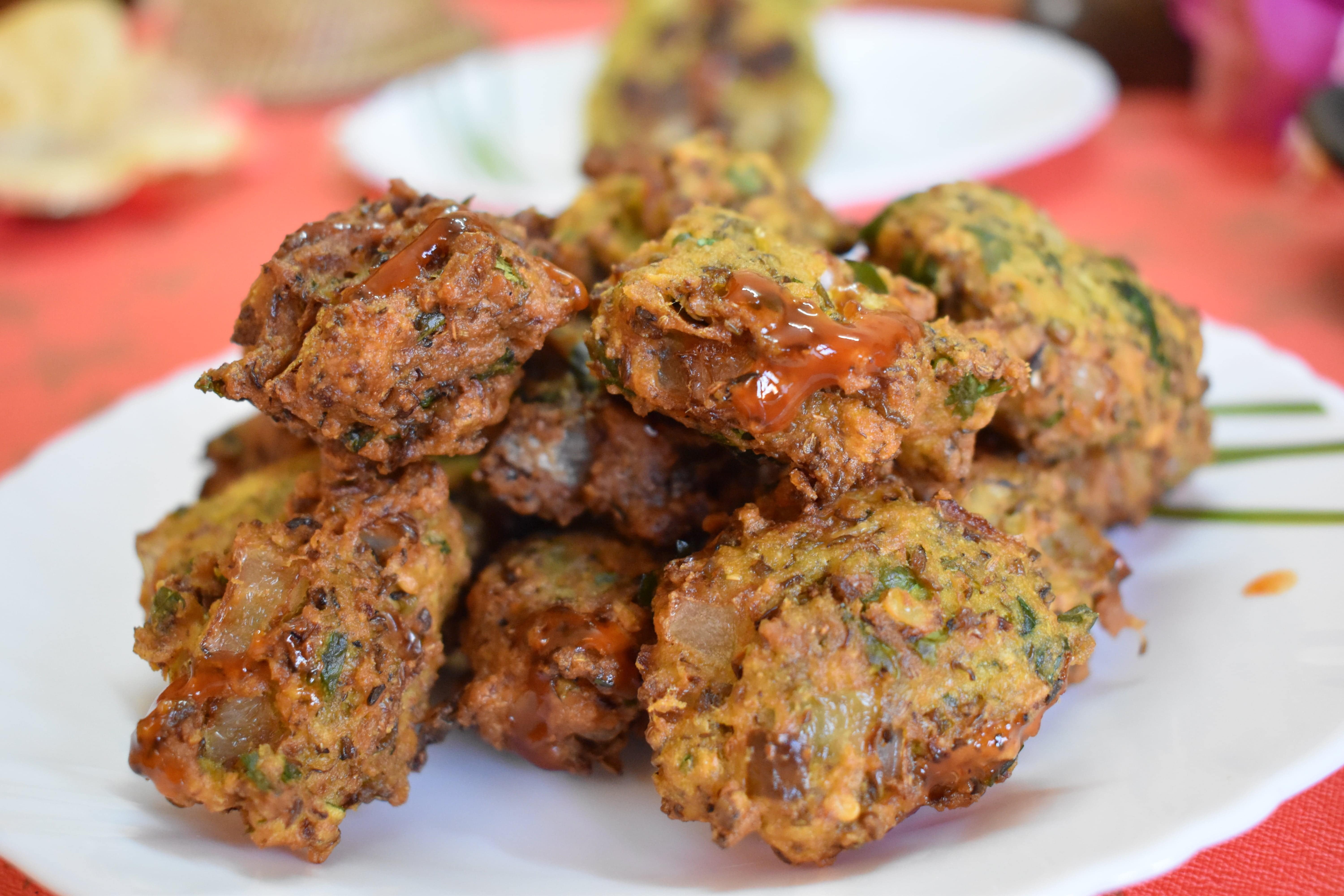 Sprouted Moong Pakode