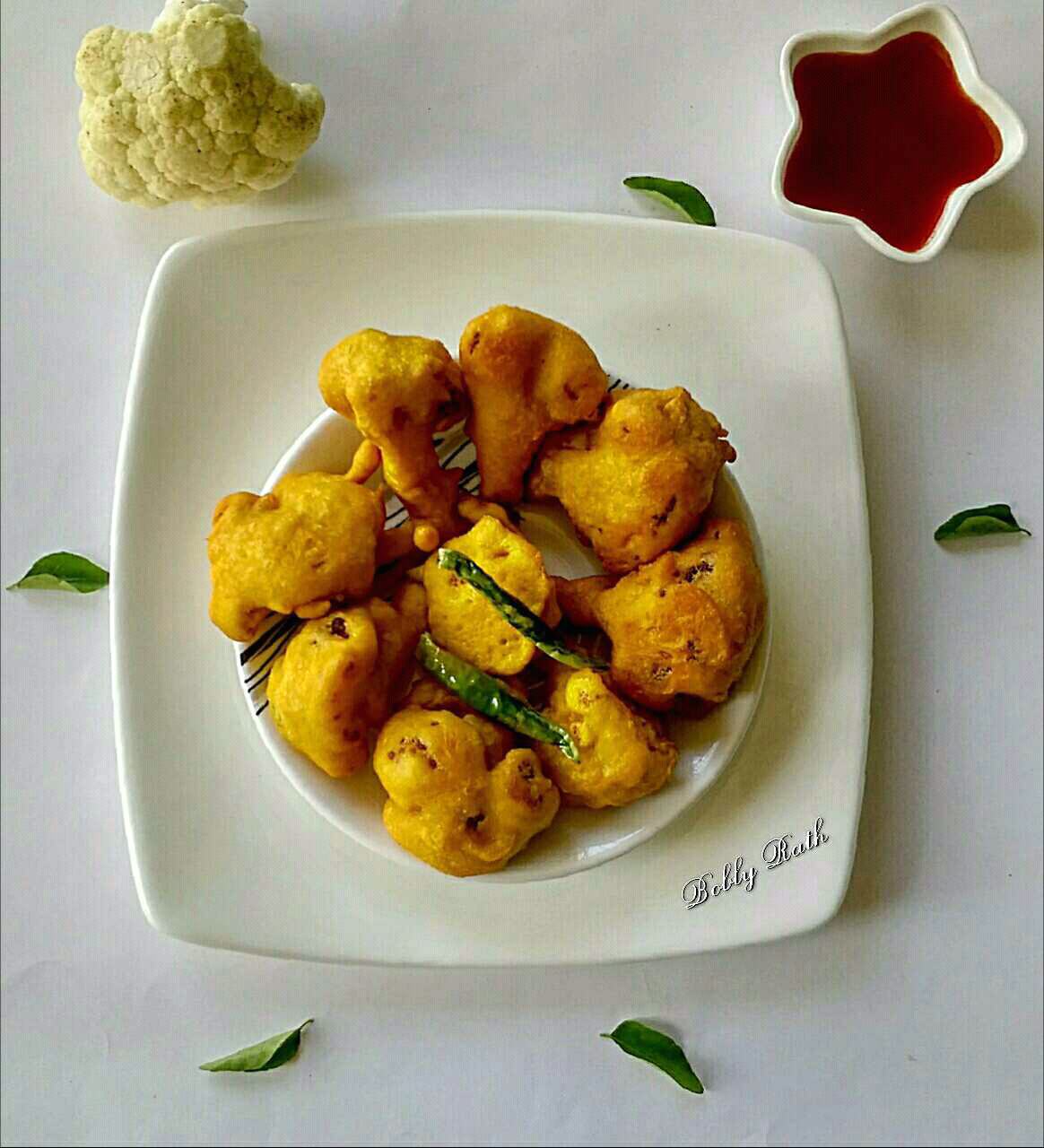 Gobi Pakoda / Cauliflower Fritters