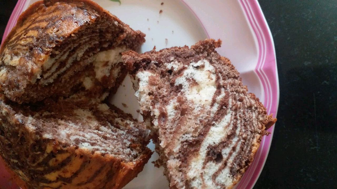 Marble Cake In Cooker