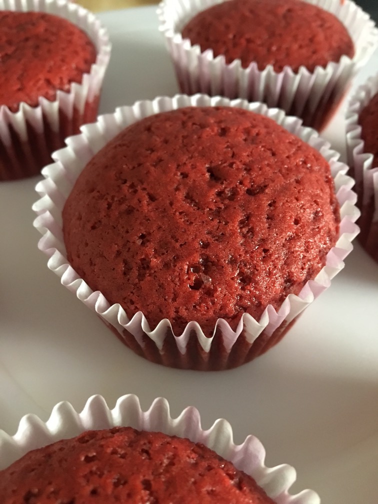 eggless red velvet muffins 