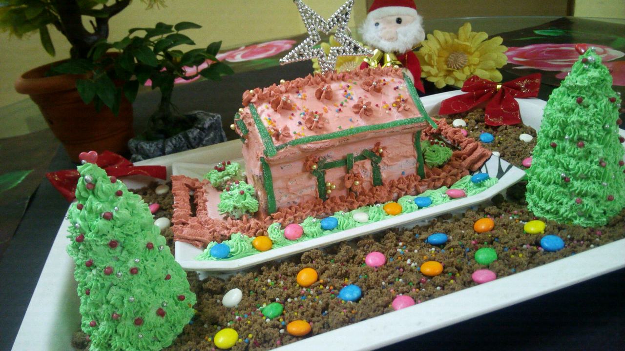 Santa House Cake