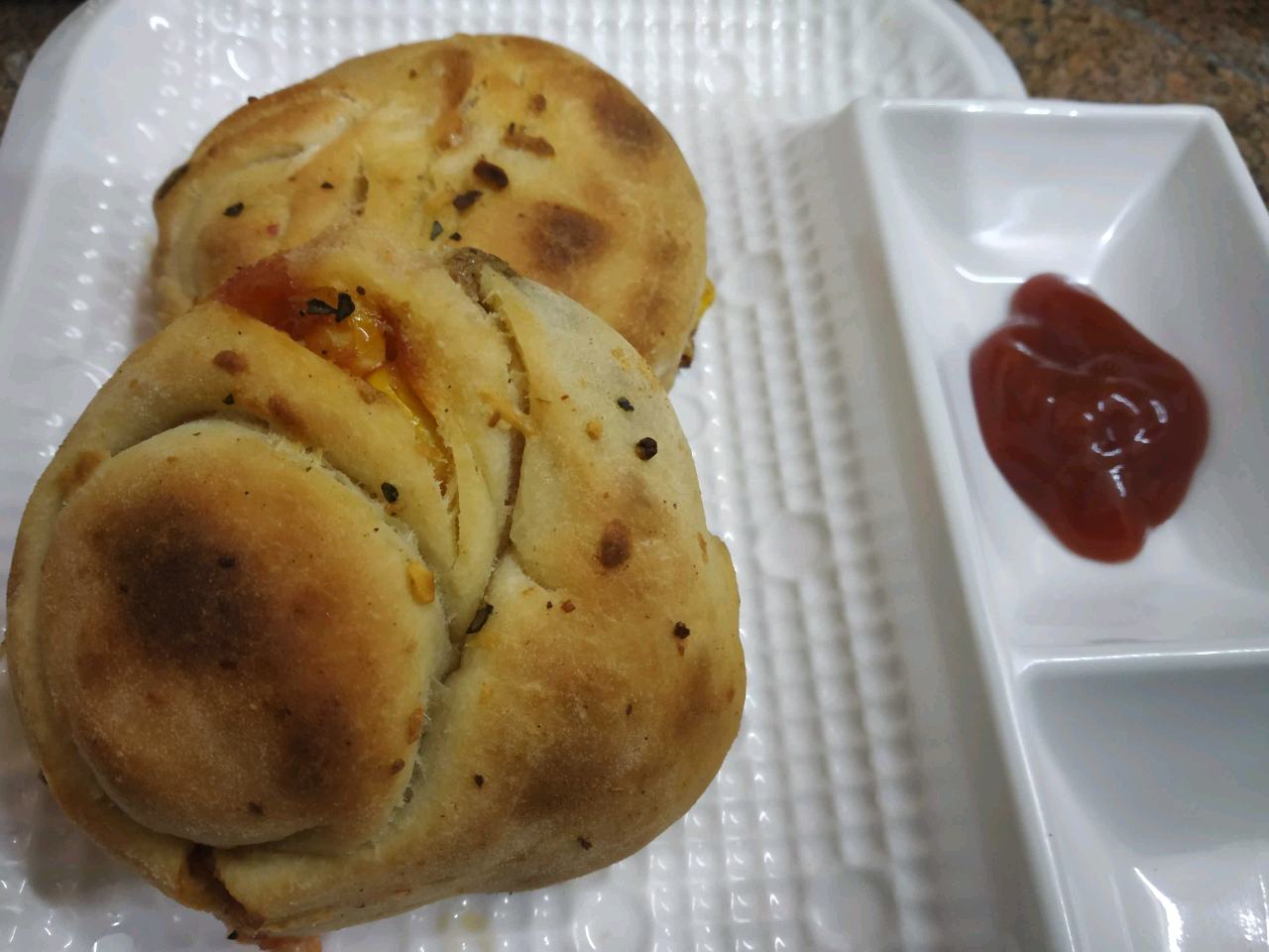 Pizza knots