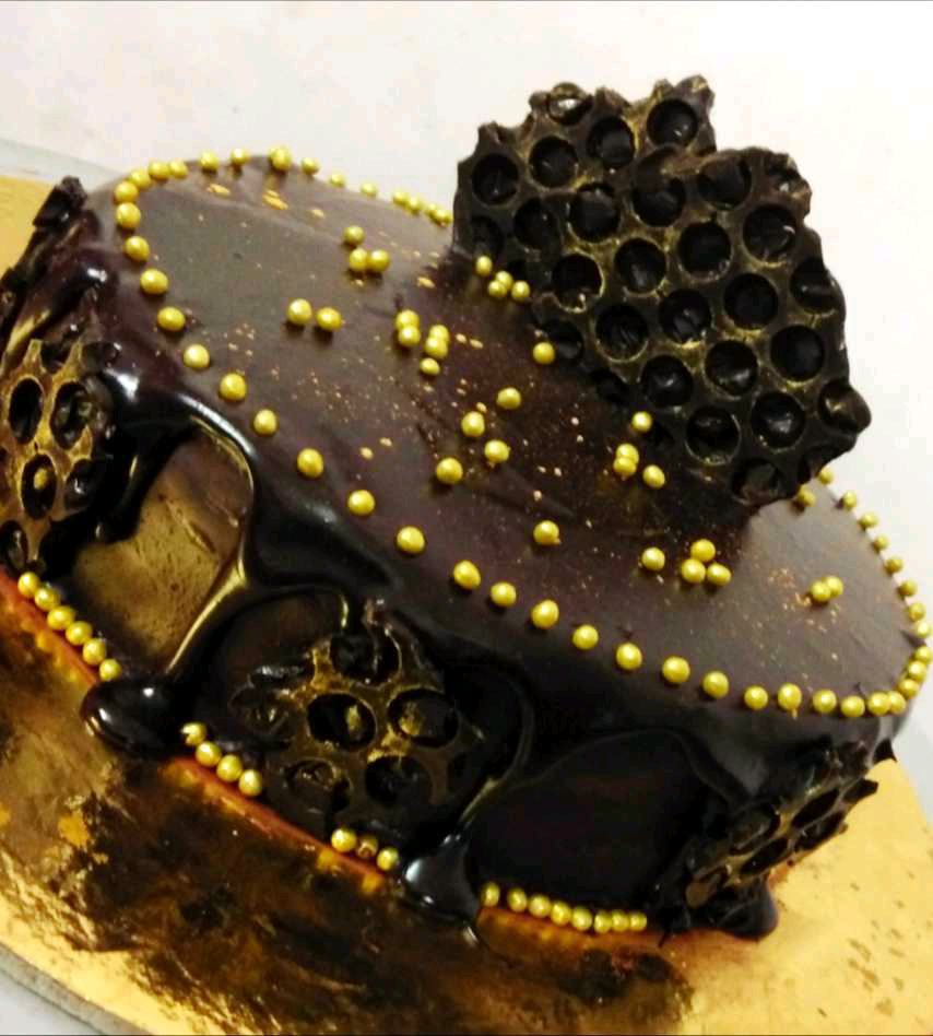  Triple Chocolate Cake With Chocolate Ganache 