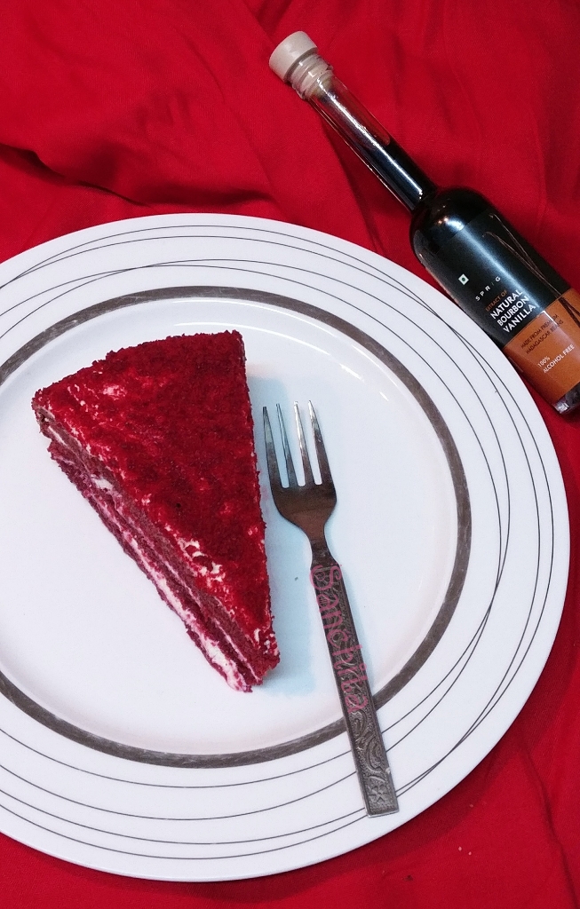 Red Velvet Cake In Cooker