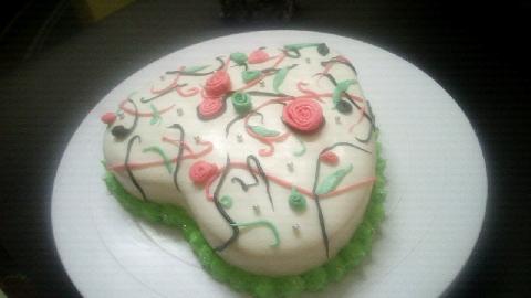 Vanila Cake With Fondant Quilling