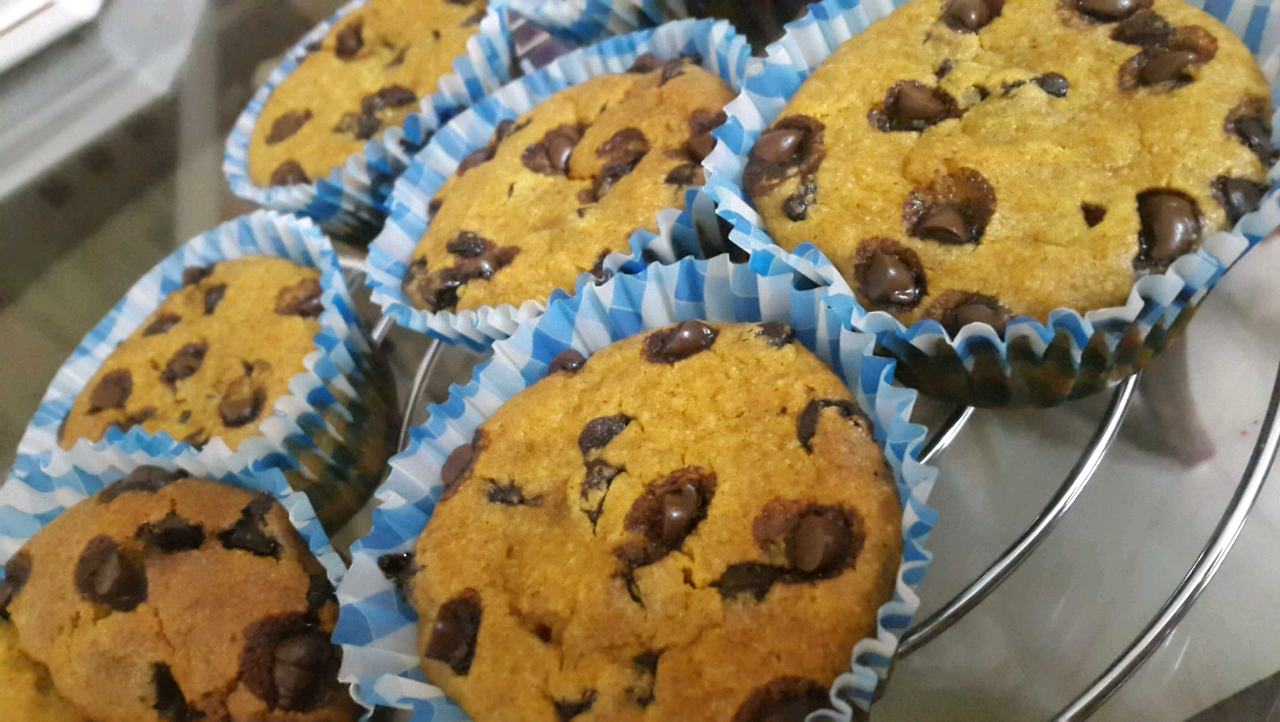 Pumpkin Choco Chip Muffins