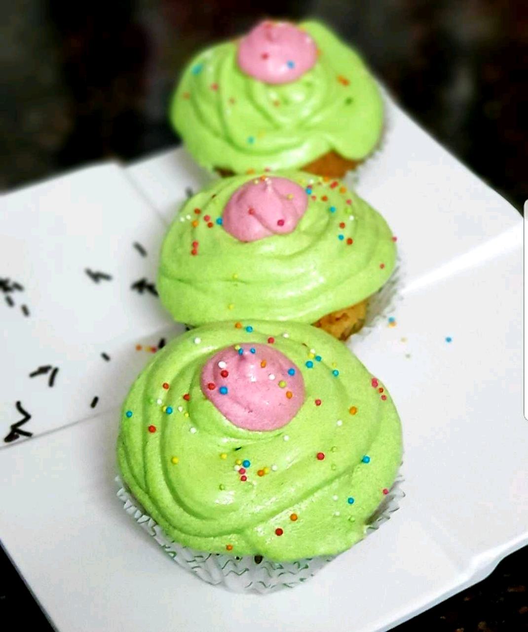 Carrot Muffins With Cream Cheese Frosting