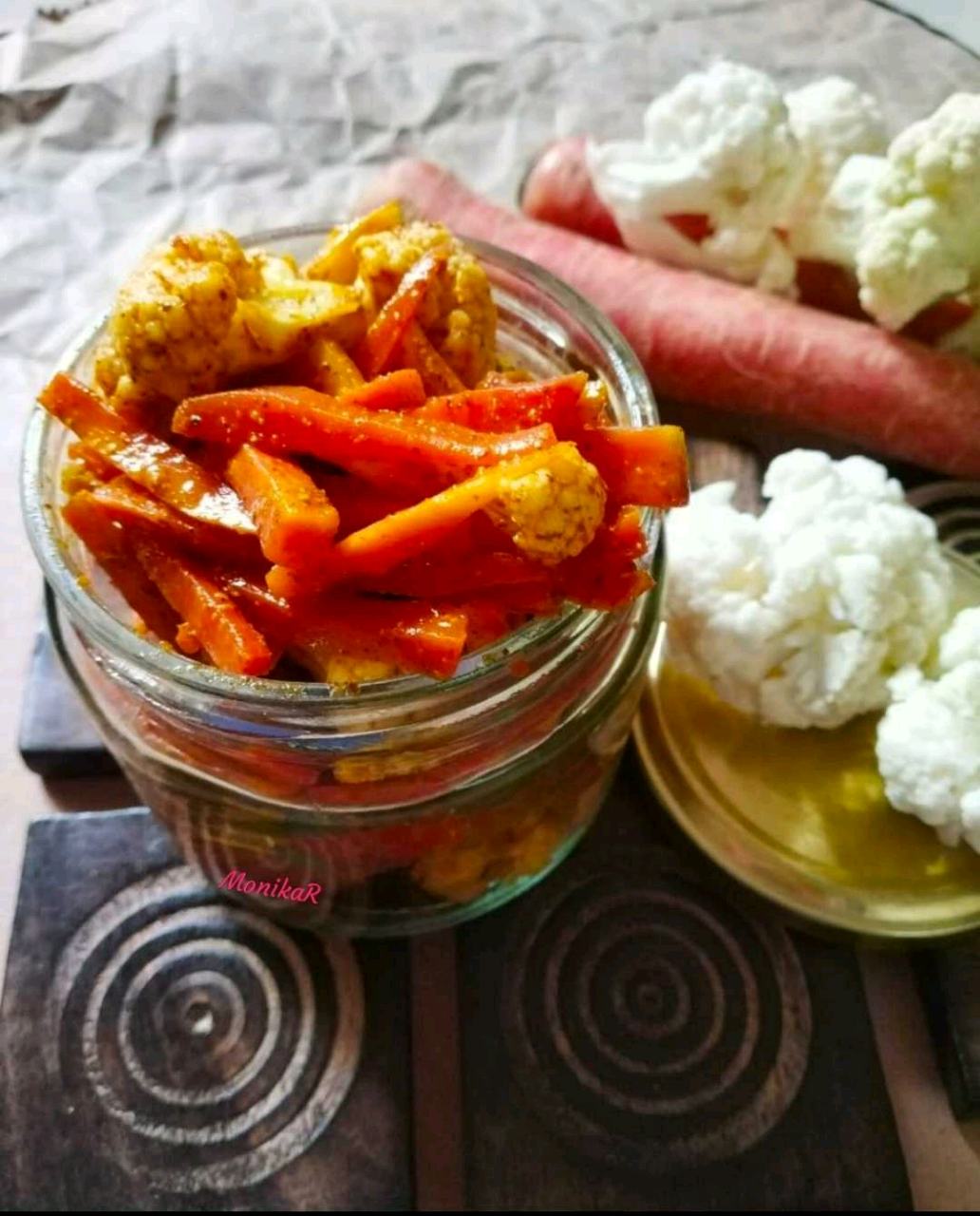 Carrot N cauliflower Pickle