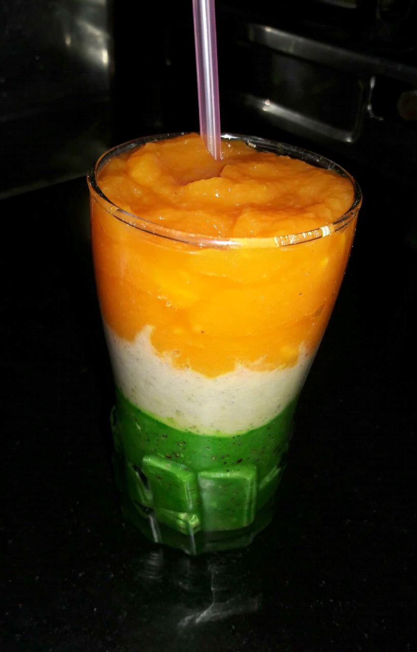 Tri colour smoothie 