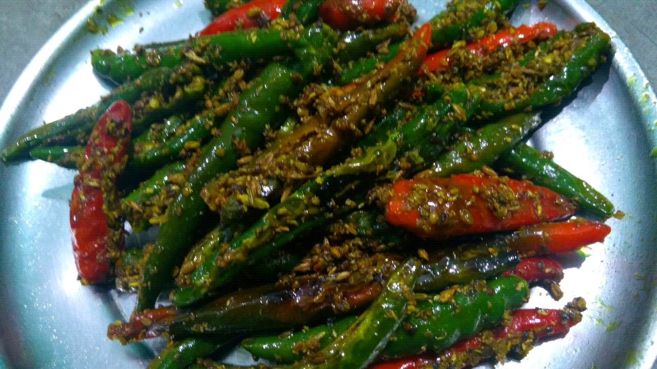 Green Chillies Pickle