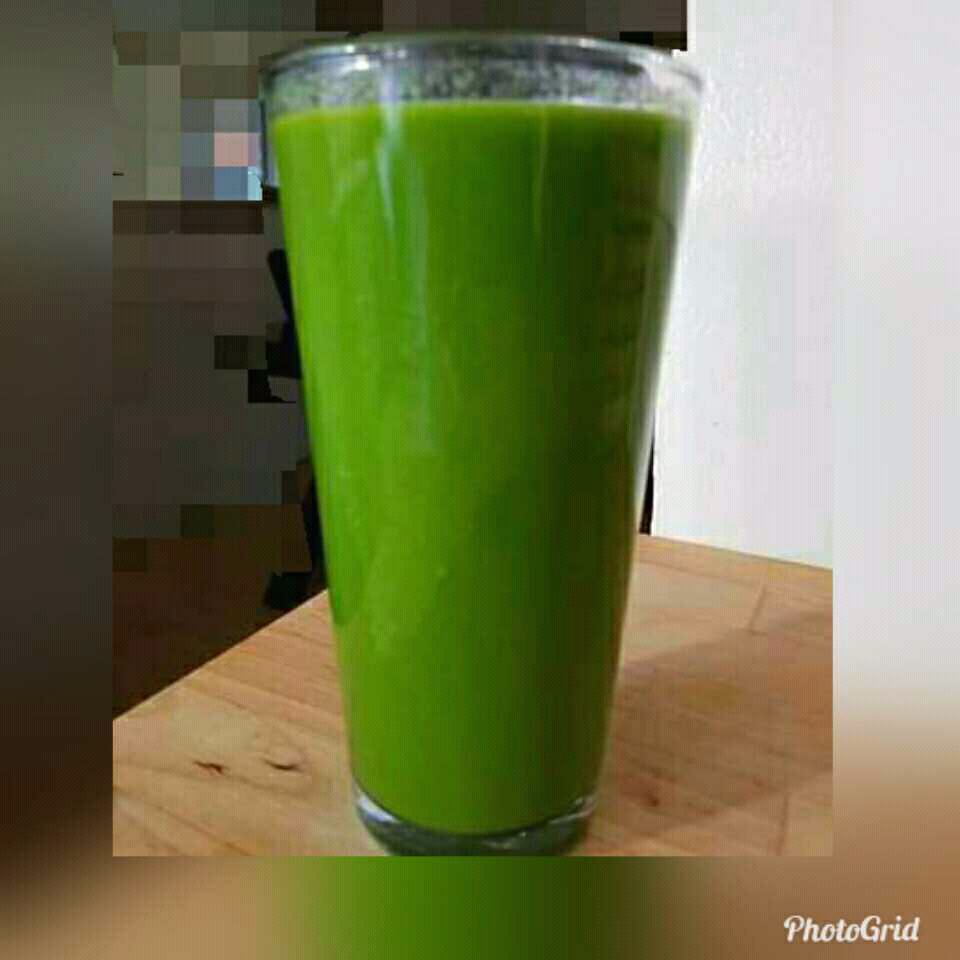 Cucumber,Kale ,pineapple Smoothie