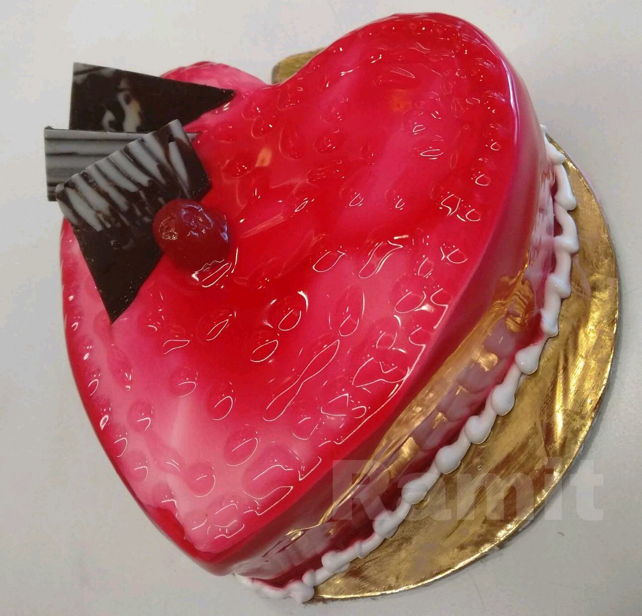 Water Drop Raspberry Jelly Cake